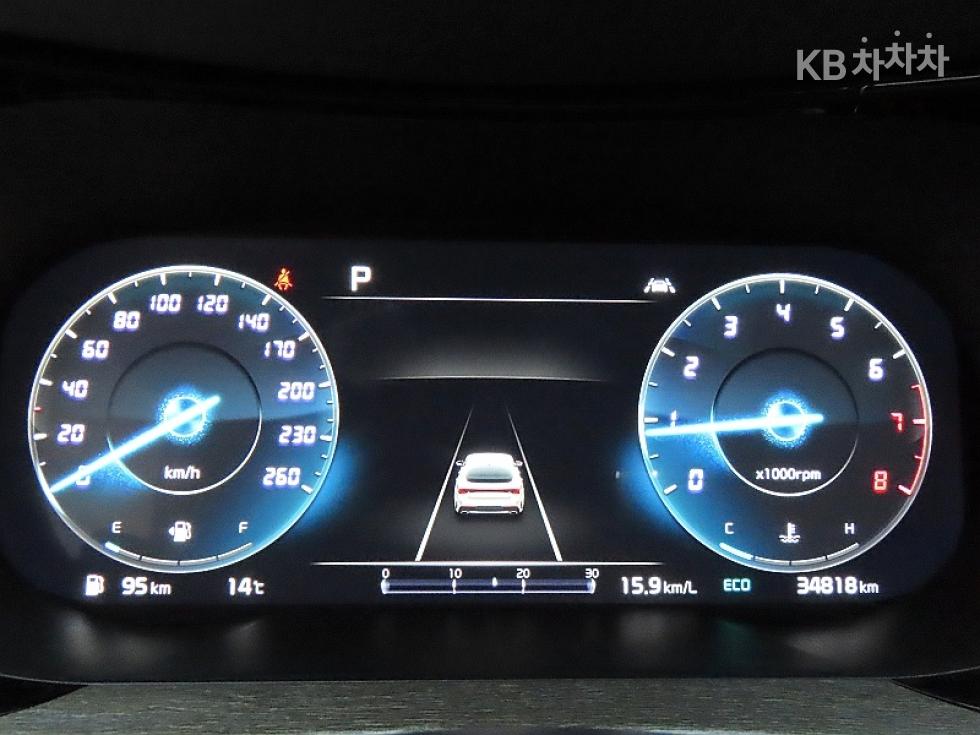 2022 - kia k5