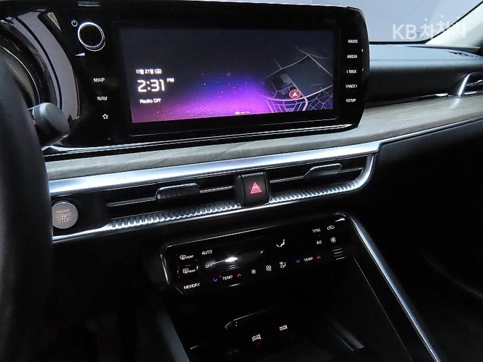 2022 - kia k5