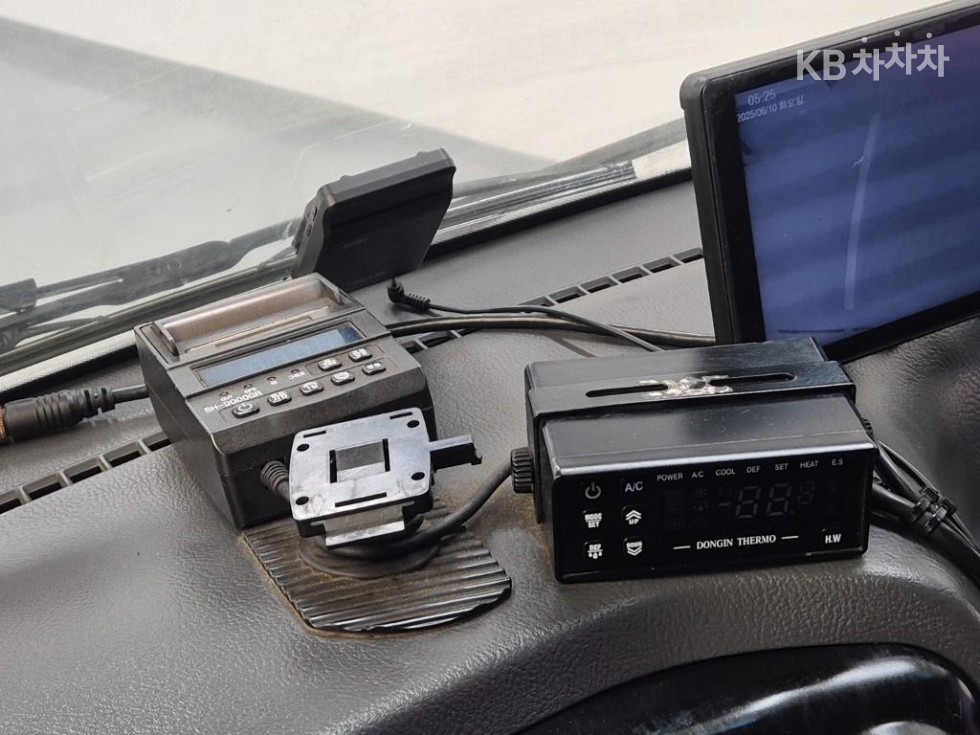 2013 - kia bongo iii