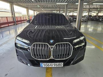 BMW 7er 740i xDrive — foto 1