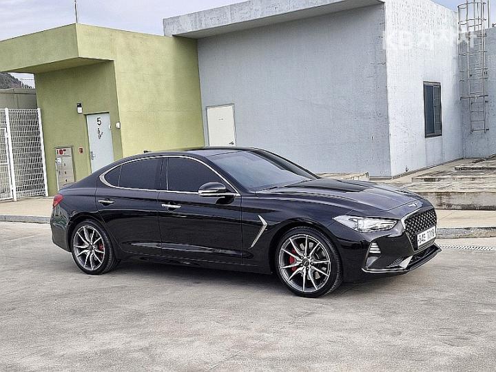 Genesis G70 2.0T Supreme 4