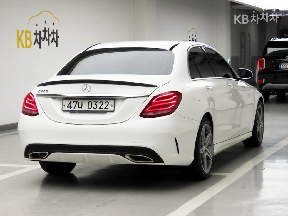 2017 - mercedes-benz c-class