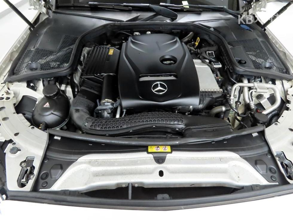2017 - mercedes-benz c-class