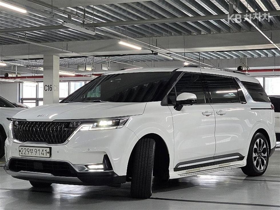 2021 - kia carnival