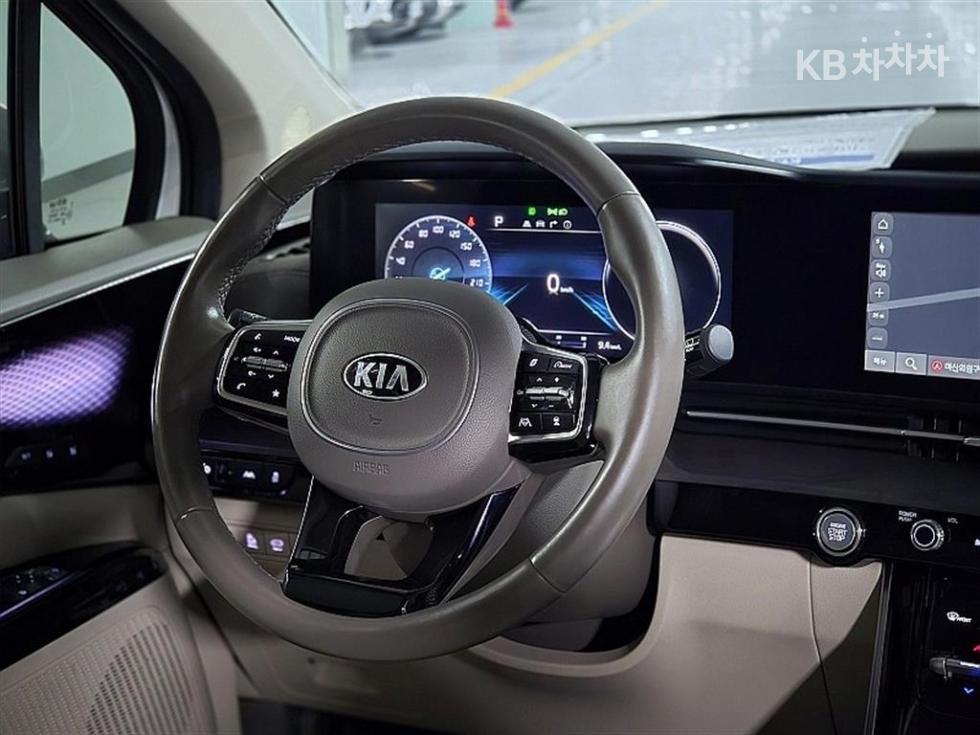 2021 - kia carnival