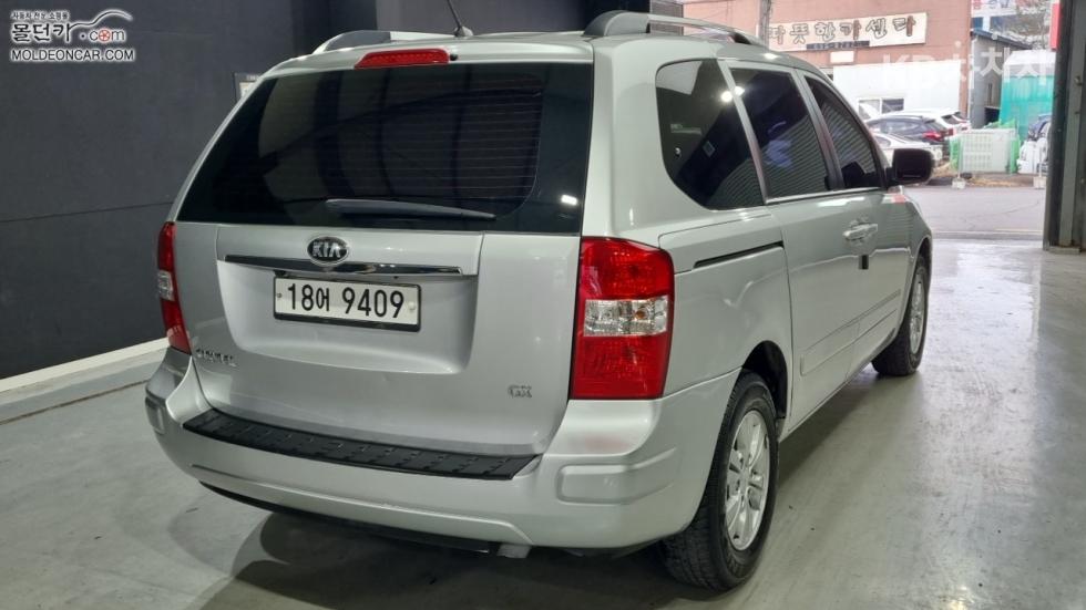 2013 - kia carnival
