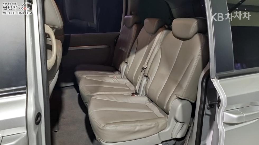 2013 - kia carnival