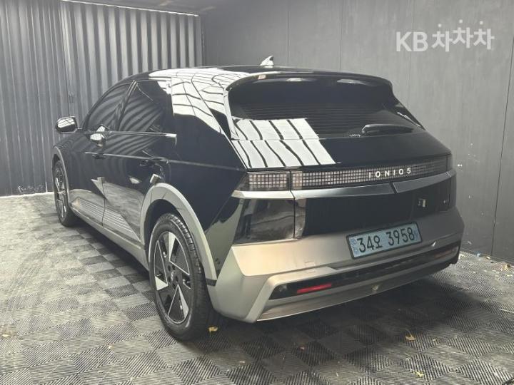 Hyundai IONIQ 5 NE Long Range AWD Prestige 4