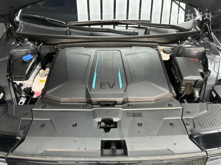 Hyundai IONIQ 5 NE Long Range AWD Prestige 6