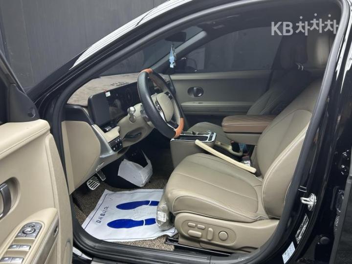 Hyundai IONIQ 5 NE Long Range AWD Prestige 8