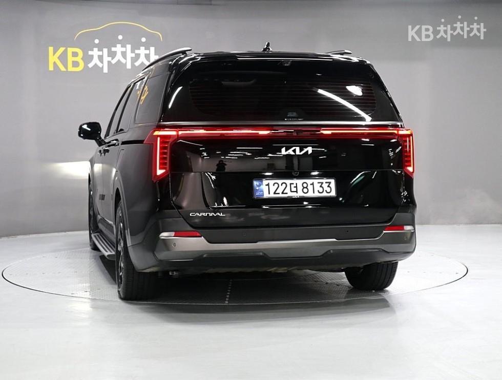 2024 - kia carnival