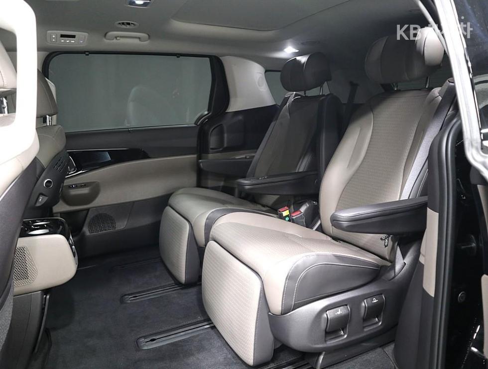 2024 - kia carnival