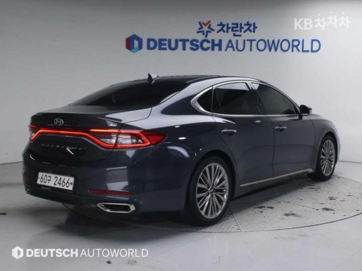 Hyundai Grandeur IG 3.0 Exclusive Special 3
