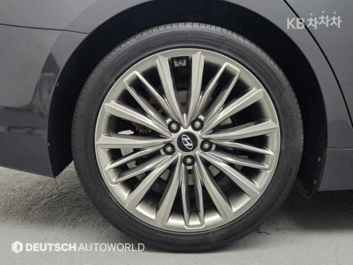 Hyundai Grandeur IG 3.0 Exclusive Special 6