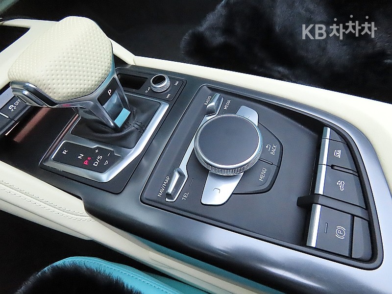 2021 Audi R8 (4S) photo