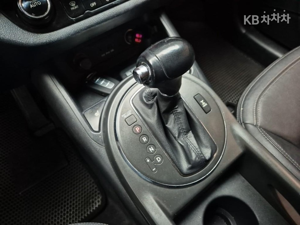 2011 - kia sportage