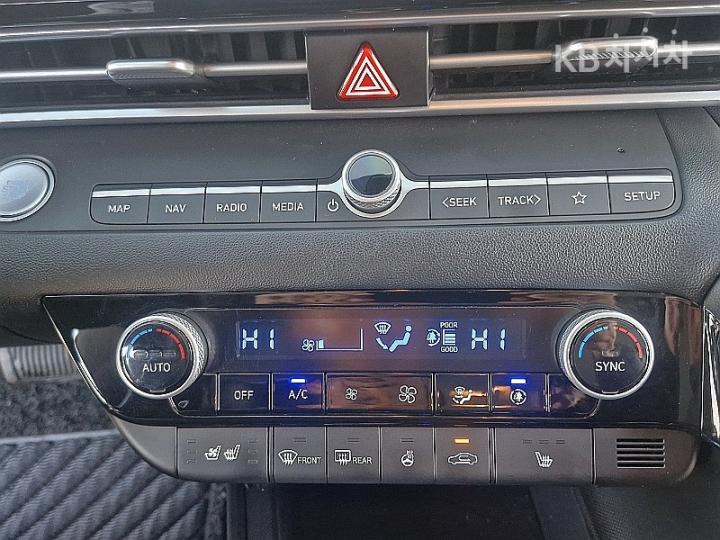 Hyundai Avante Hybrid CN7 Modern 10