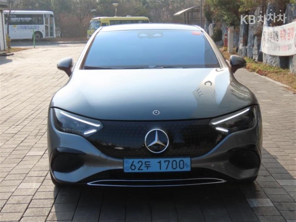 벤츠 EQE (V295)