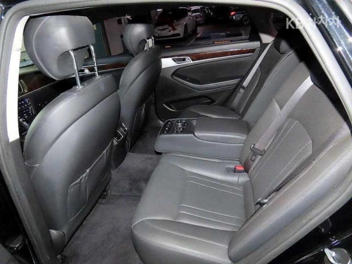 Hyundai Genesis DH G330 Modern 8