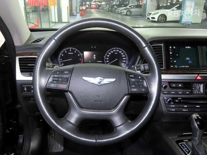 Hyundai Genesis DH G330 Modern 9