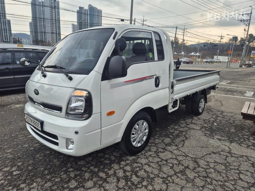2022 - kia bongo iii