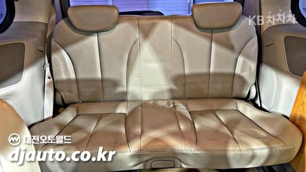 2013 - kia carnival