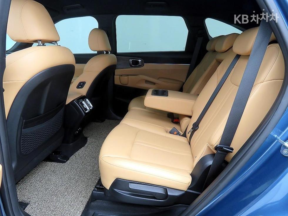 2022 - kia sorento