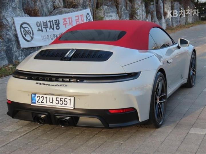 Porsche Carrera 911 992 4 GTS Cabriolet 4