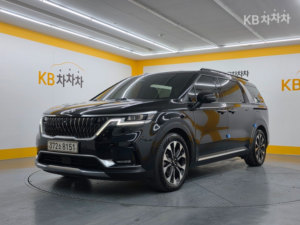 2021 - kia carnival