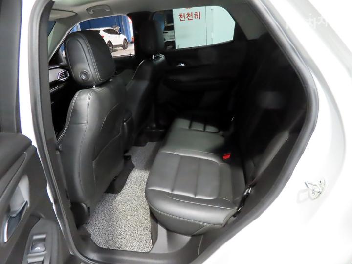 Chevrolet Trailblazer 1.35 Gasoline 2WD Premier 8