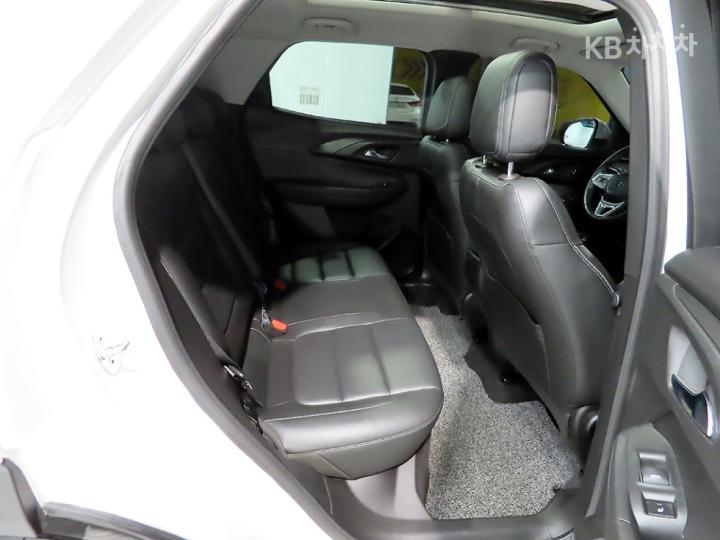 Chevrolet Trailblazer 1.35 Gasoline 2WD Premier 9