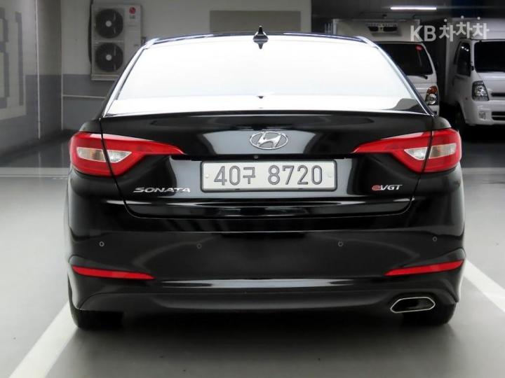 Hyundai Sonata LF 1.7 Diesel Style 4