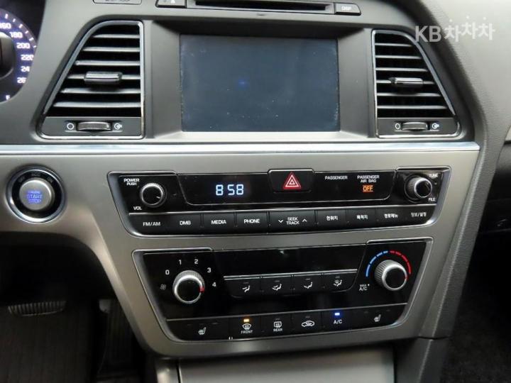 Hyundai Sonata LF 1.7 Diesel Style 10