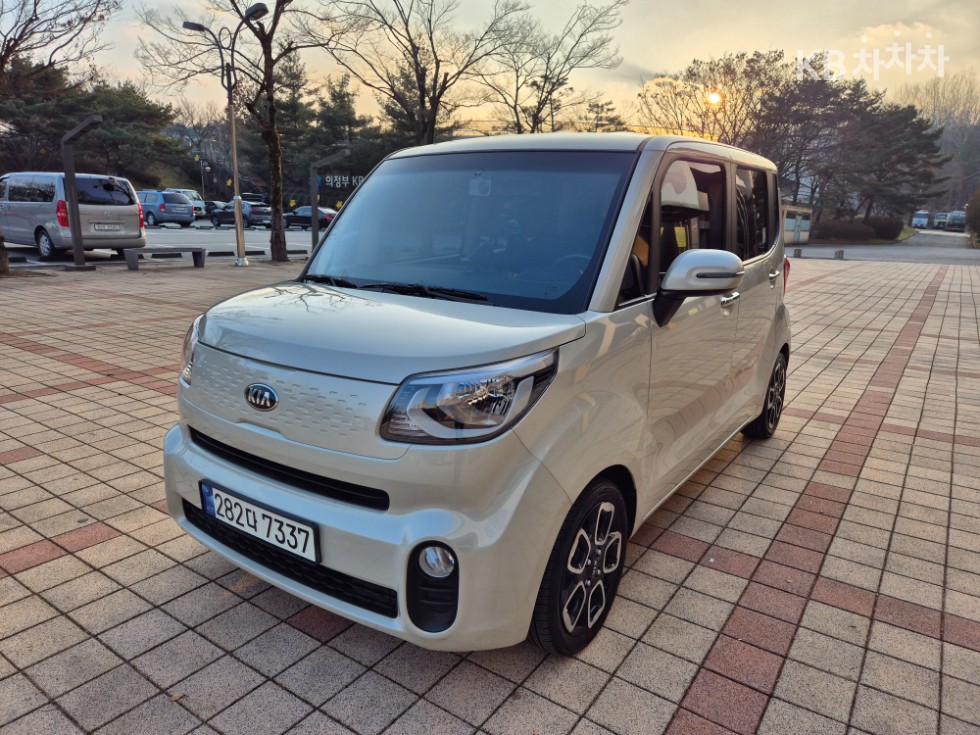2020 - kia ray