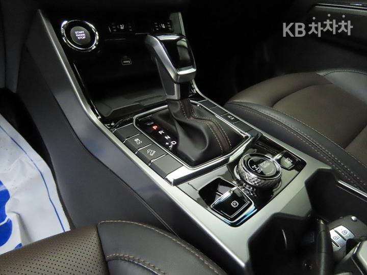 KG Mobility (Ssangyong) Korando Beautiful 1.5 GDi Turbo 4WD C7 10