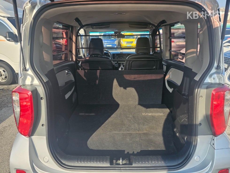 2014 - kia ray-ban