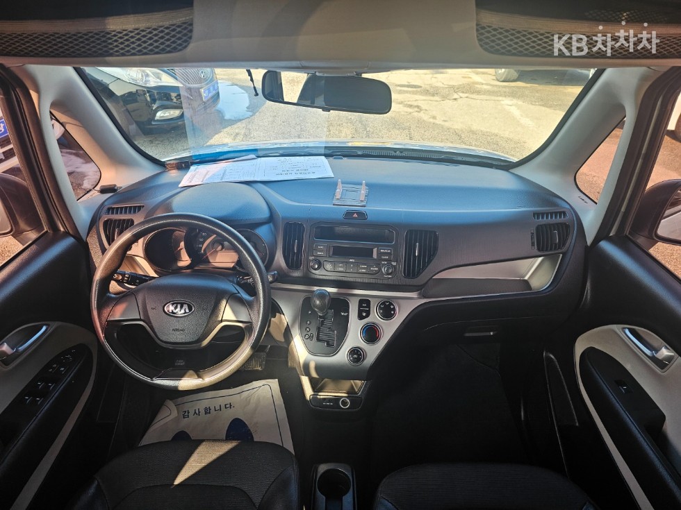 2014 - kia ray-ban