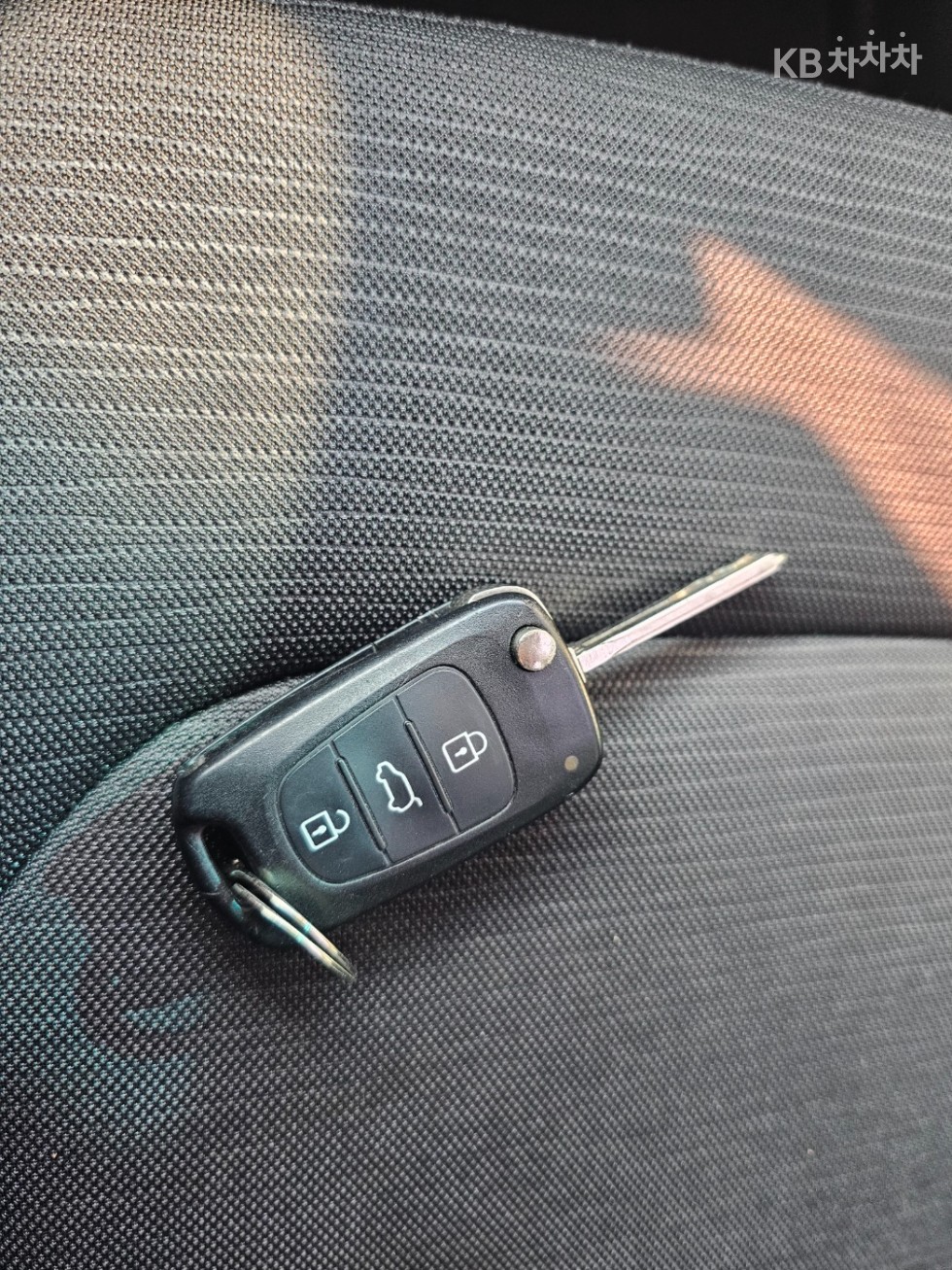 2014 - kia ray-ban