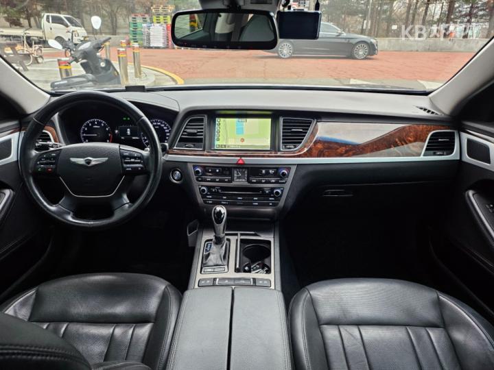 Hyundai Genesis DH G330 Modern AWD Base Type 8