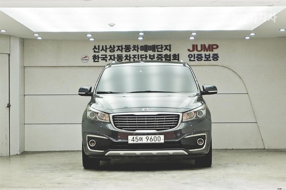 2016 - kia carnival