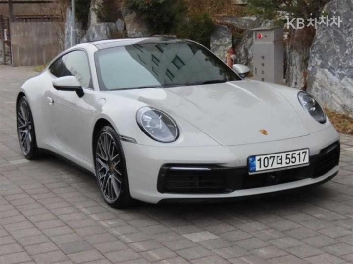 Porsche Carrera 911 992 3