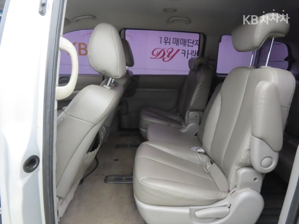 2013 - kia carnival