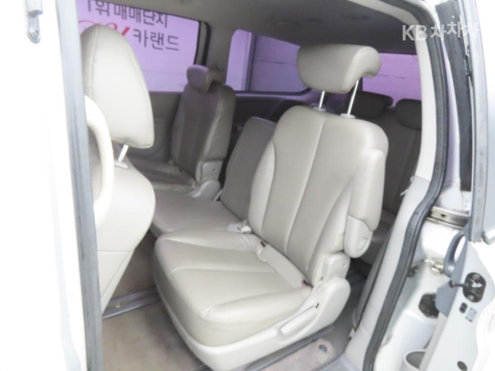 2013 - kia carnival