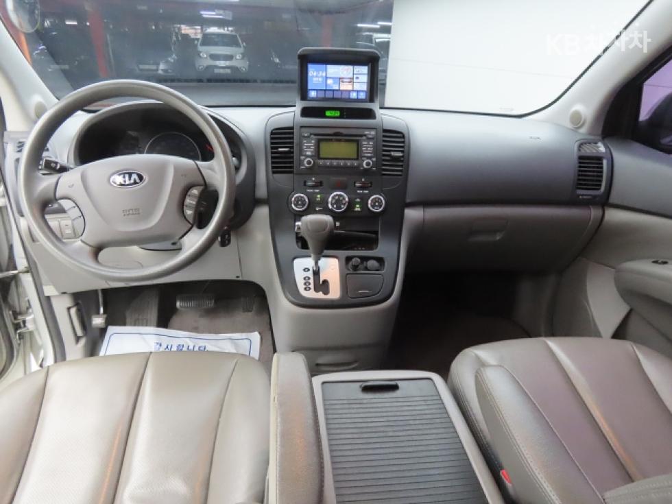 2013 - kia carnival
