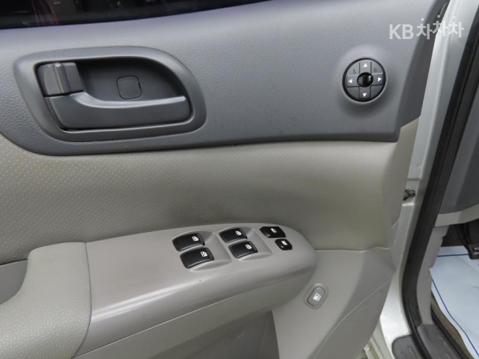2013 - kia carnival