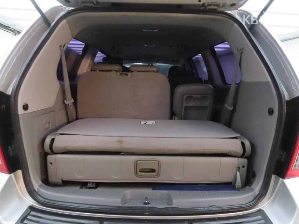2013 - kia carnival