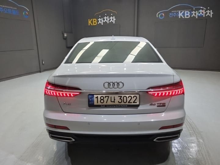Audi A6 C8 45 TFSI Quattro Premium 4