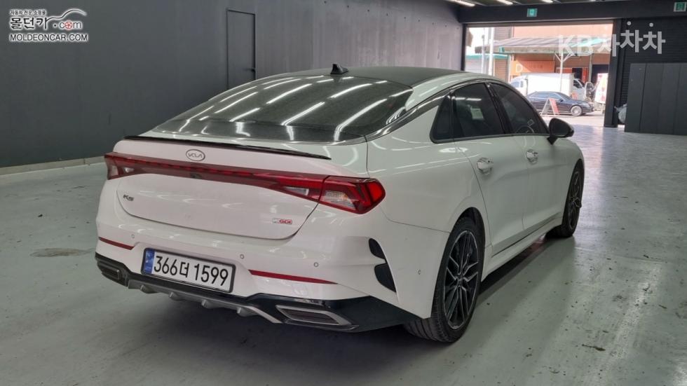 2020 - kia k5