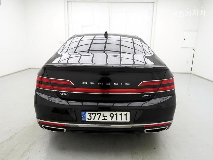 Genesis G90 3.8 GDi AWD Premium Luxury 4