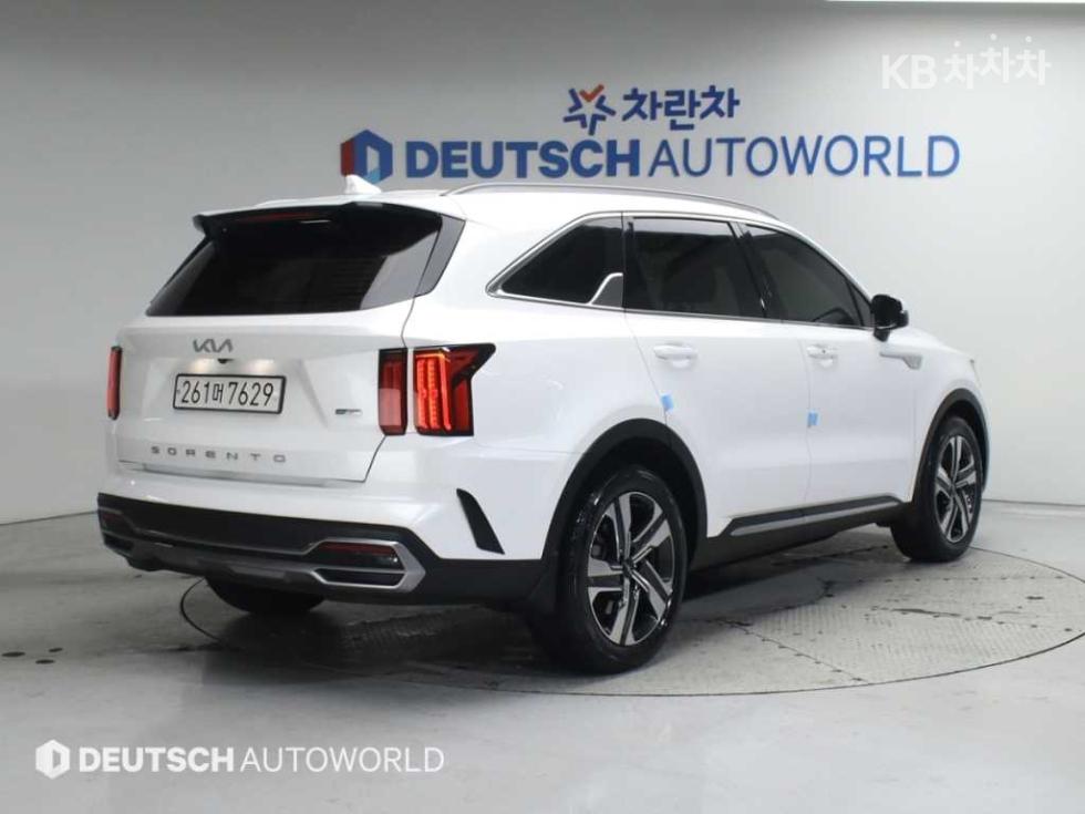 2022 - kia sorento